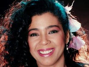 is-alessia-cara-related-to-irene-cara