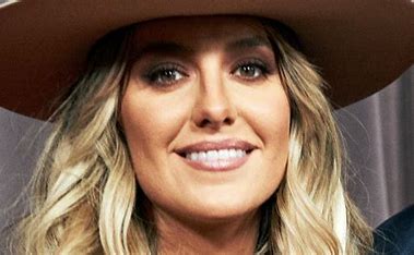 who-is-lainey-wilson-related-to?