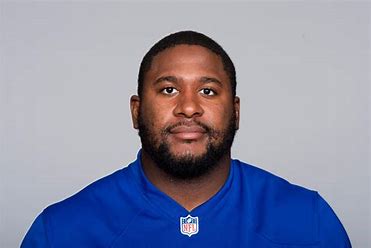 is-marshall-newhouse-related-to-robert-newhouse