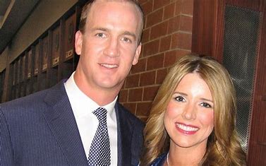 is-tom-manning-related-to-peyton