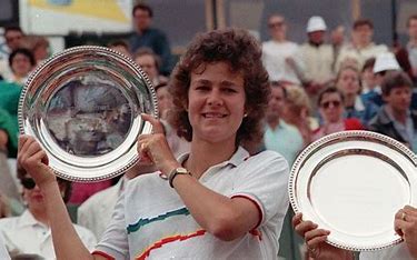how-is-pam-shriver-related-to-the-kennedys