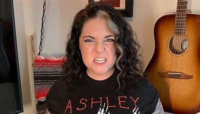 is-ashley-mcbryde-related-to-martina-mcbryde