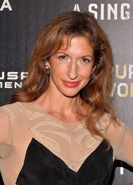 is-alysia-reiner-related-to-rob-reiner